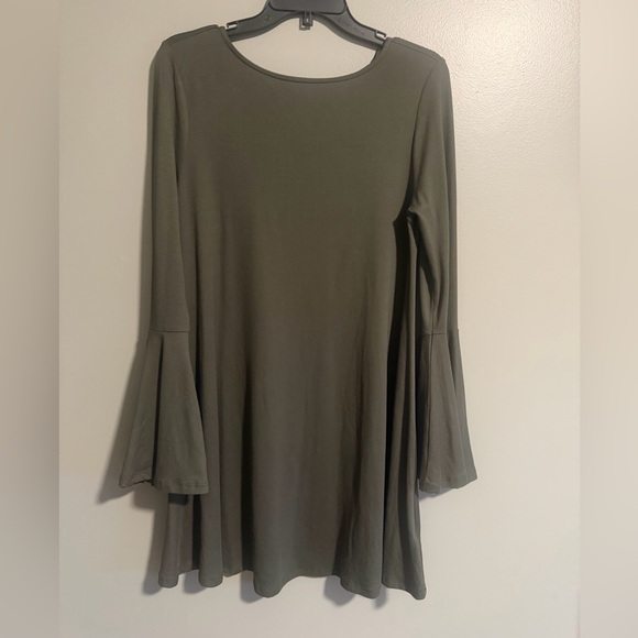 Altar'd State Dresses & Skirts - Altar'd State Green Karol Long Bell Sleeve Olive Boho Dress lattice back S